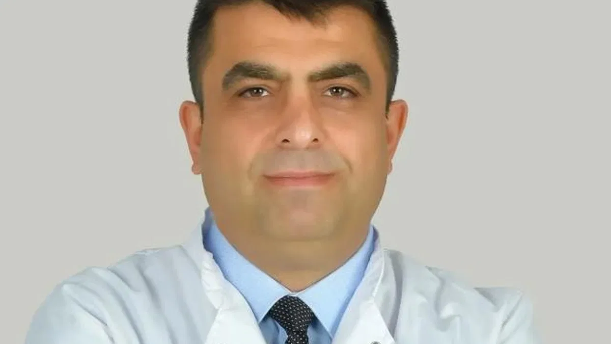 Bursa'da 2 yaşındaki bebeğin böbreğindeki taşa başarılı operasyon