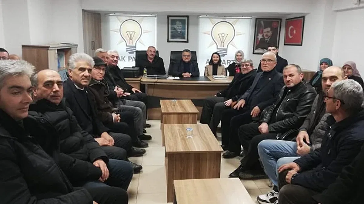 AK Parti'li Yağcı'dan Pazaryeri'ne 'hayırlı olsun' ziyareti