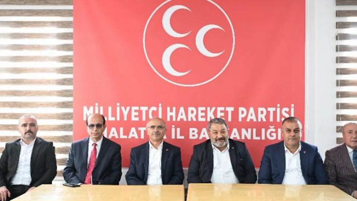 Başkan Er, Vatandaşlarla ve AK Parti ve MHP teşkilatlarıyla bayramlaştı