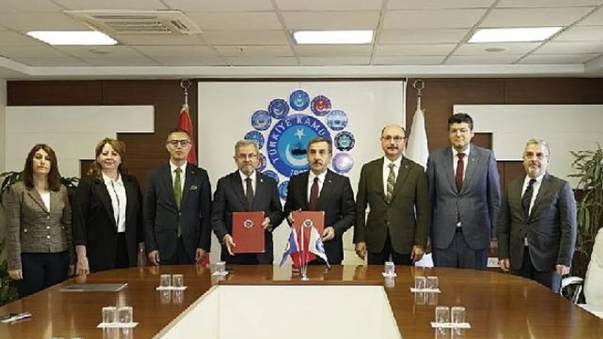 Ankara üniversitesinden türkiye kamu-sen üyelerine yabancı dil eğitimi