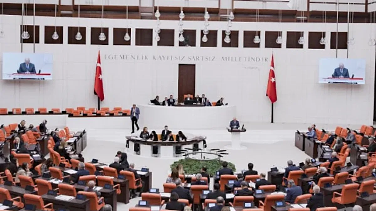 Antalya Diploması Forumu Vakfı Kanunu TBMM'de kabul edildi