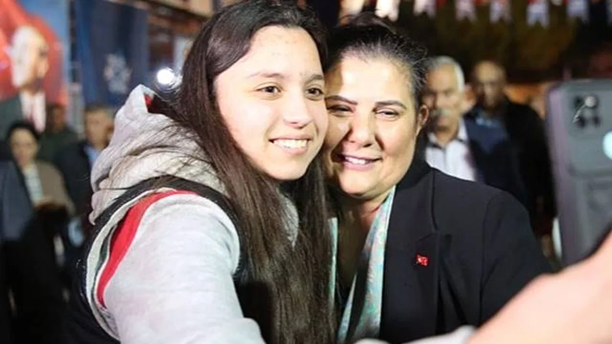 Aydın Büyükşehir Belediyesi Vatandaşları Geleneksel İftar Sofralarıyla Buluşturmaya Devam Ediyor