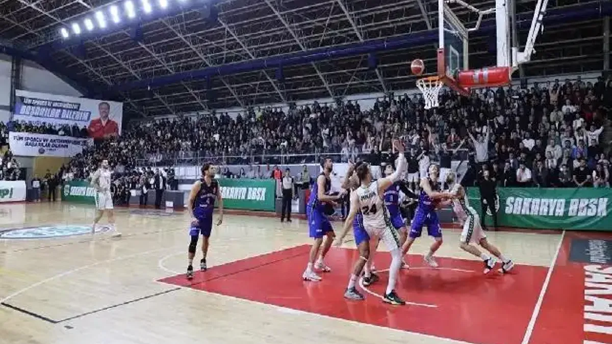 Sakarya yarı finalde ikinci maçına hazırlanıyor