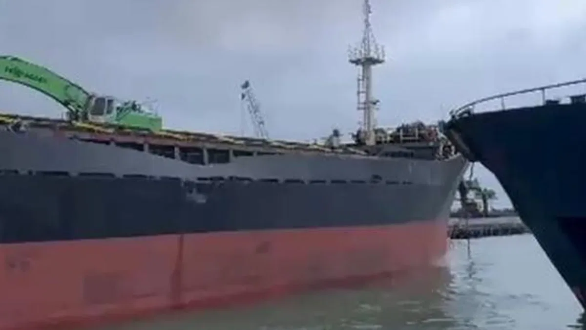 Bartın Limanı’nda iki gemi çarpıştı: Can kaybı yok!