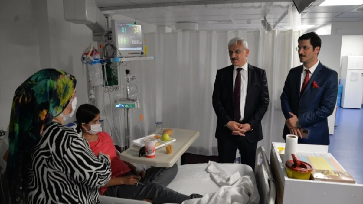 Bolu'da zehirlenme şüphesiyle hastaneye başvuran 45 kişinin tedavisi sürüyor