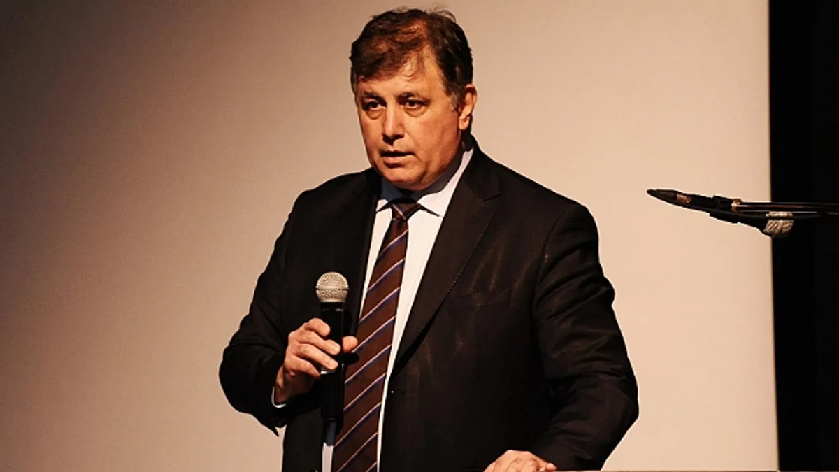 Karşıyaka'da Bina ve Sitelerde Yeşil Dönüşüm Başlıyor