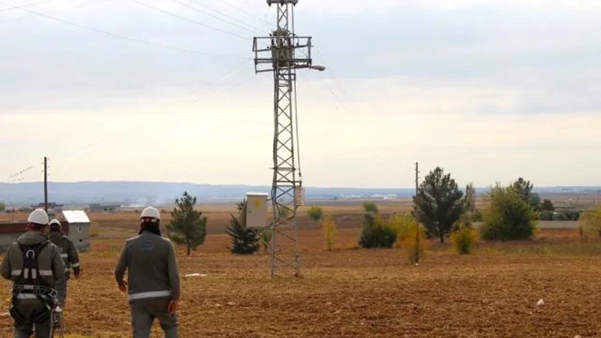 Şanlıurfa’da Kaçak Elektrik Denetimleri Sıklaştırıldı: Bir Haftada 2 bin 626 Abone Tespit Edildi