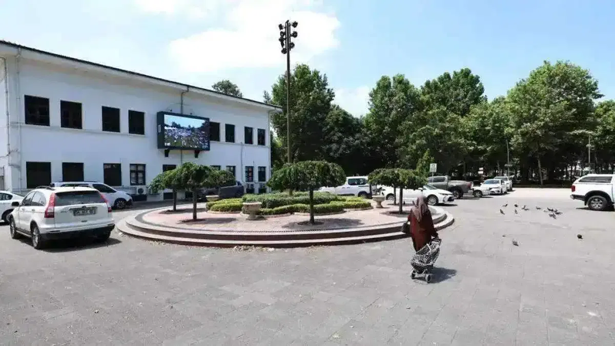 Sakarya Ay Yıldız için bu meydanda tek yürek olacak
