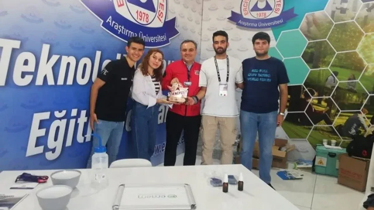 TEKNOFEST 2023 Ankara'da ERÜ standına yoğun ilgi