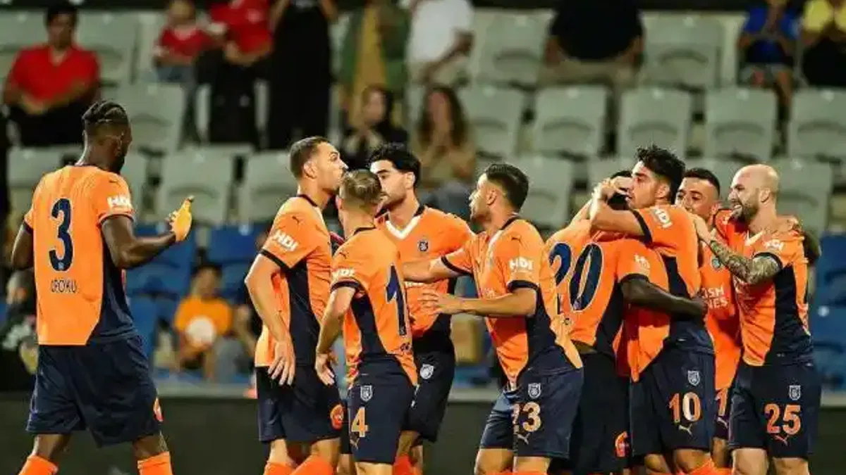 RAMS Başakşehir 6-1 La Fiorita (Maç Sonucu) Başakşehir'den gövde gösterisi!
