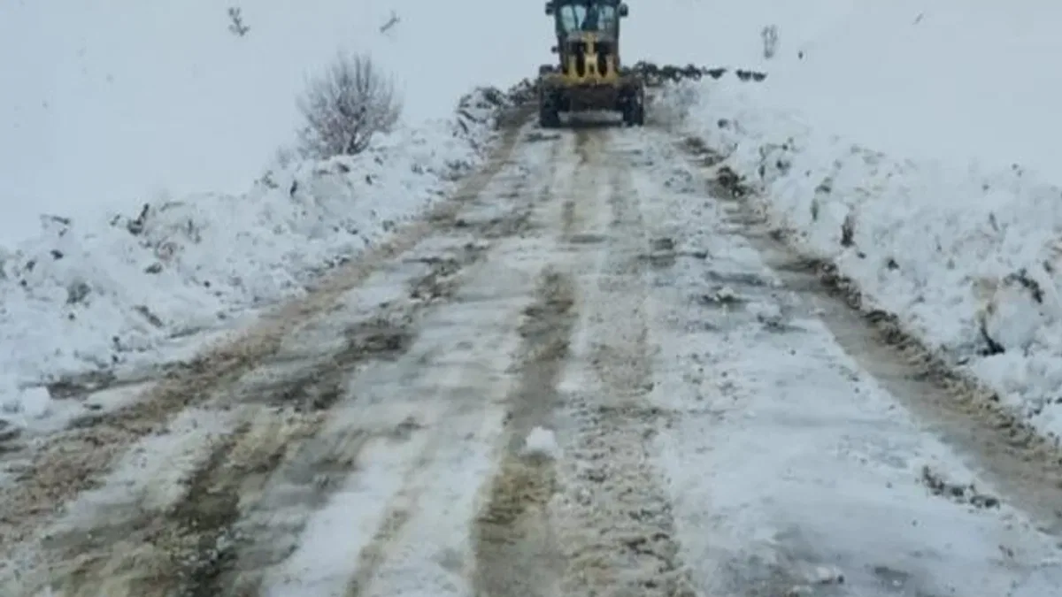 Diyarbakır'da 69 kırsal mahallenin yolu ulaşıma açıldı
