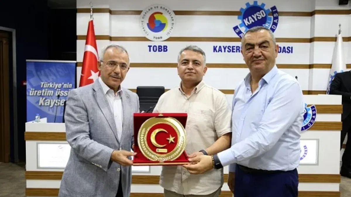 KAYSO toplantısında sürpriz misafir