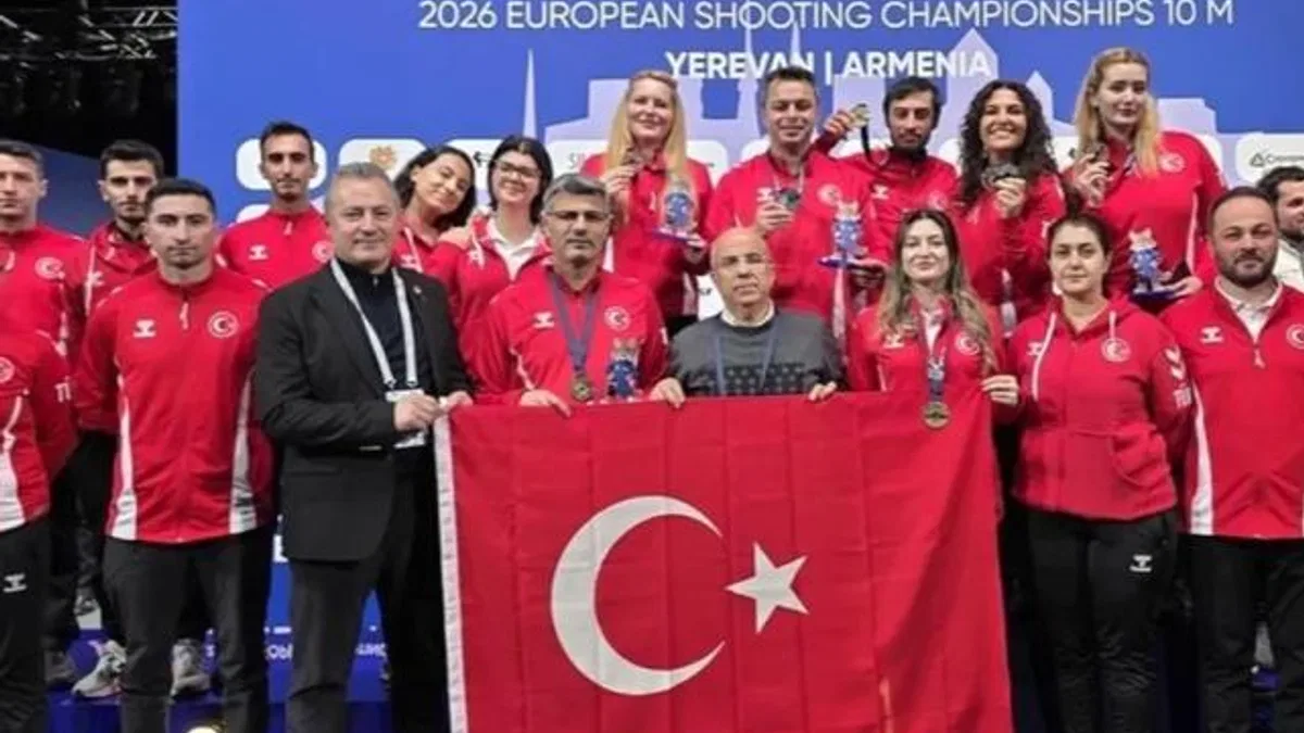 Türk Milli Tabanca Atış Takımı Avrupa'dan 3 madalya ile döndü