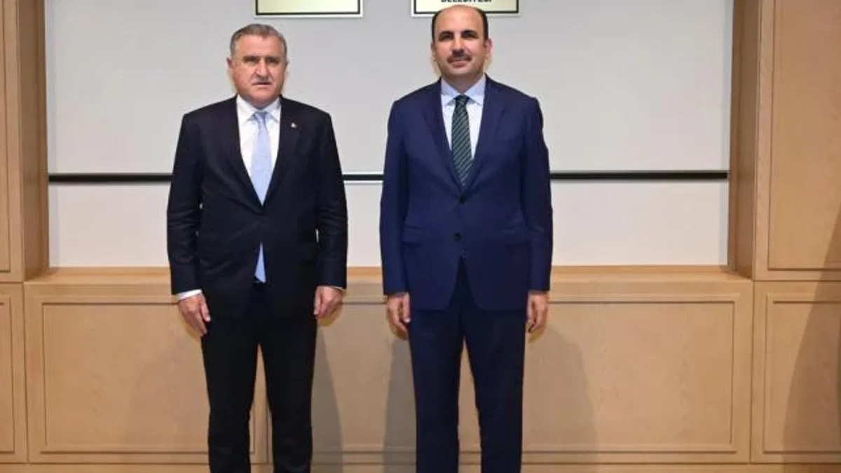 Bakan Bak ve Büyükgümüş, Başkan Altay’ı Konya’da ziyaret etti