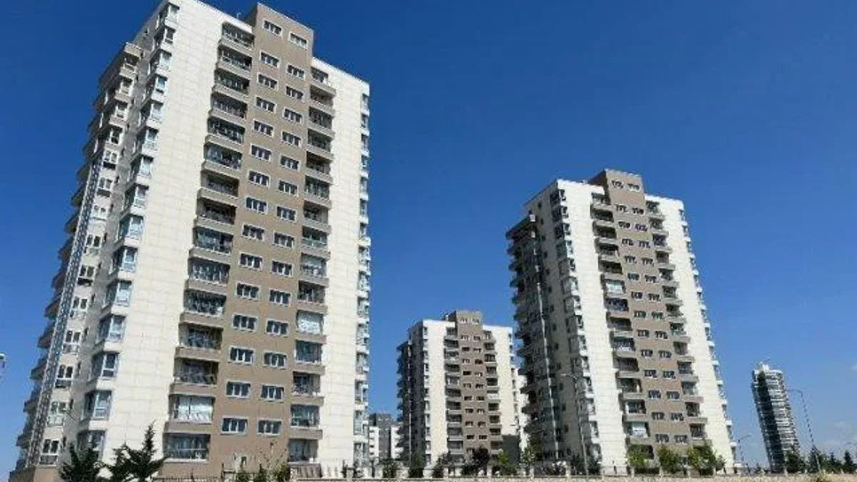 Kısa vadede konut fiyatlarında dengelenme beklenmiyor