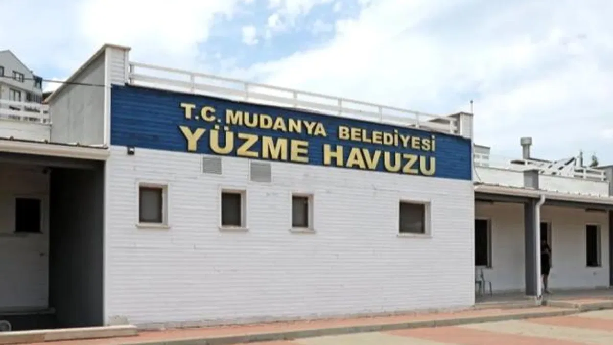 Mudanya'da üç kez açılan havuz yatırımı alay konusu oldu!