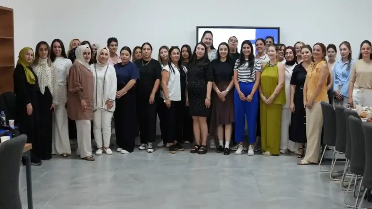 Ankara'da ailelere yönelik seminer düzenlendi