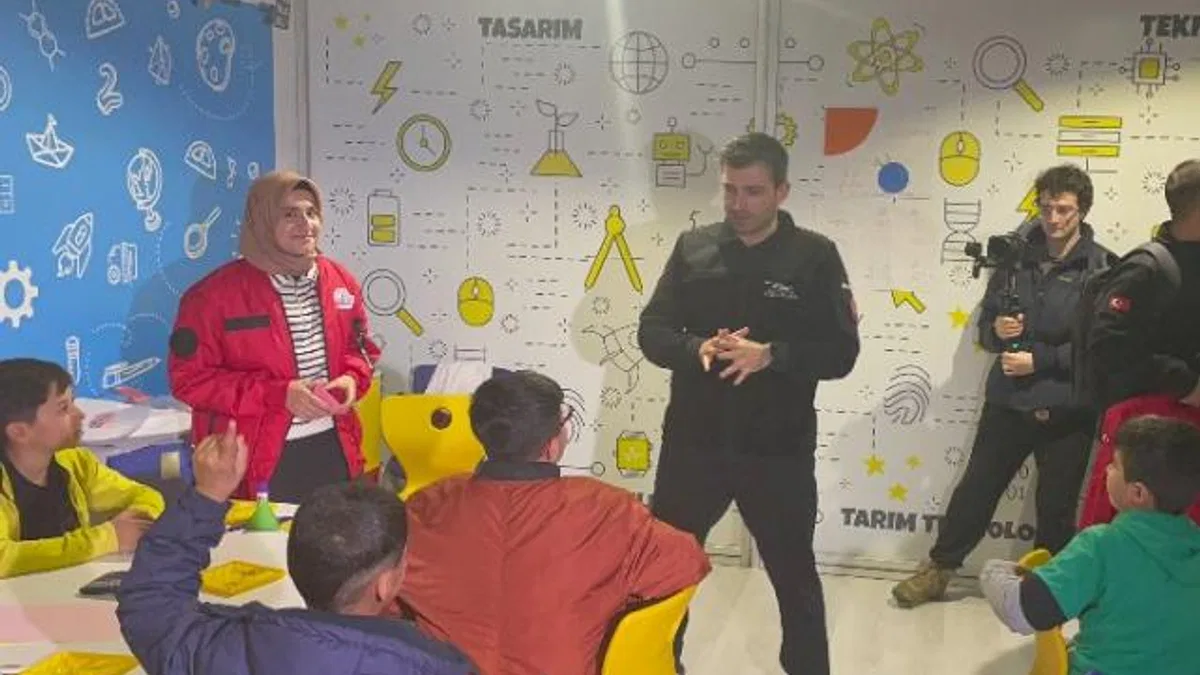 Selçuk Bayraktar: "Teknofest kuşağına yetişen gençlerimiz var"