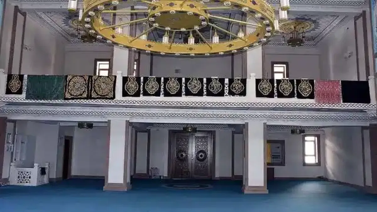 Türkiye'ye getirilen Kabe örtüleri Kırıkkale'de sergilenecek
