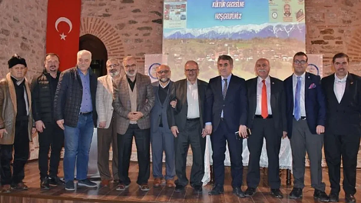 Bursa'da Gököz-Der'den anlamlı gece