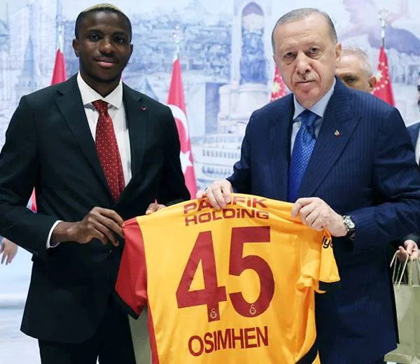 osimhen-erdogan.jpg
