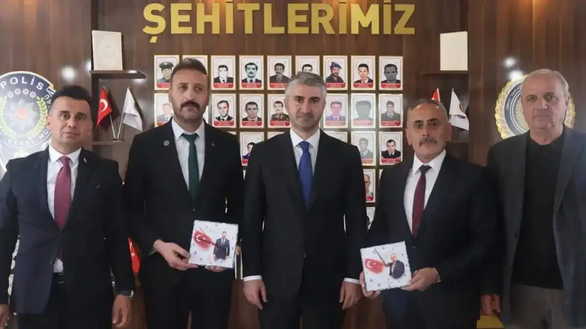 ASH Bakan Yardımcısı Tarıkdaroğlu'ndan EMŞAV'a bayram ziyareti