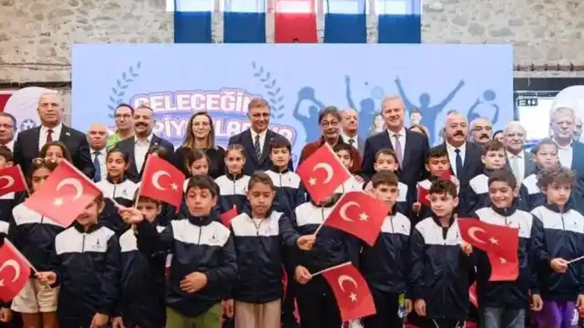 Başkan Tugay “Geleceğin Şampiyonları” projesini tanıttı