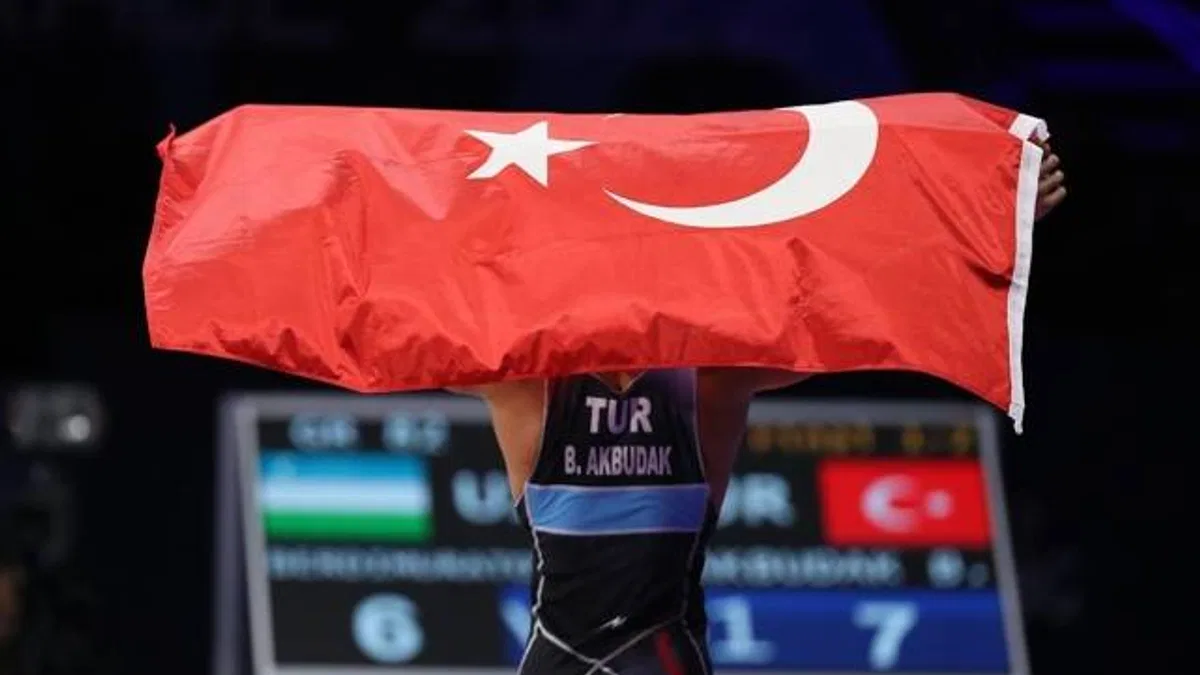 Grekoromen Güreş Milli Takımı, dünya şampiyonu oldu