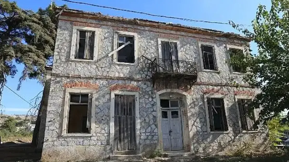 Atatürk Evi kaderine terk edilmesin: Başkan Ceritoğlu Sengel'den Atatürk Evi çağrısı!