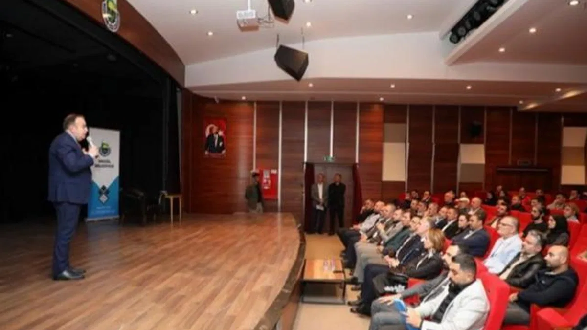Bursa İnegöl'de Türkiye'nin stratejisi konuşuldu