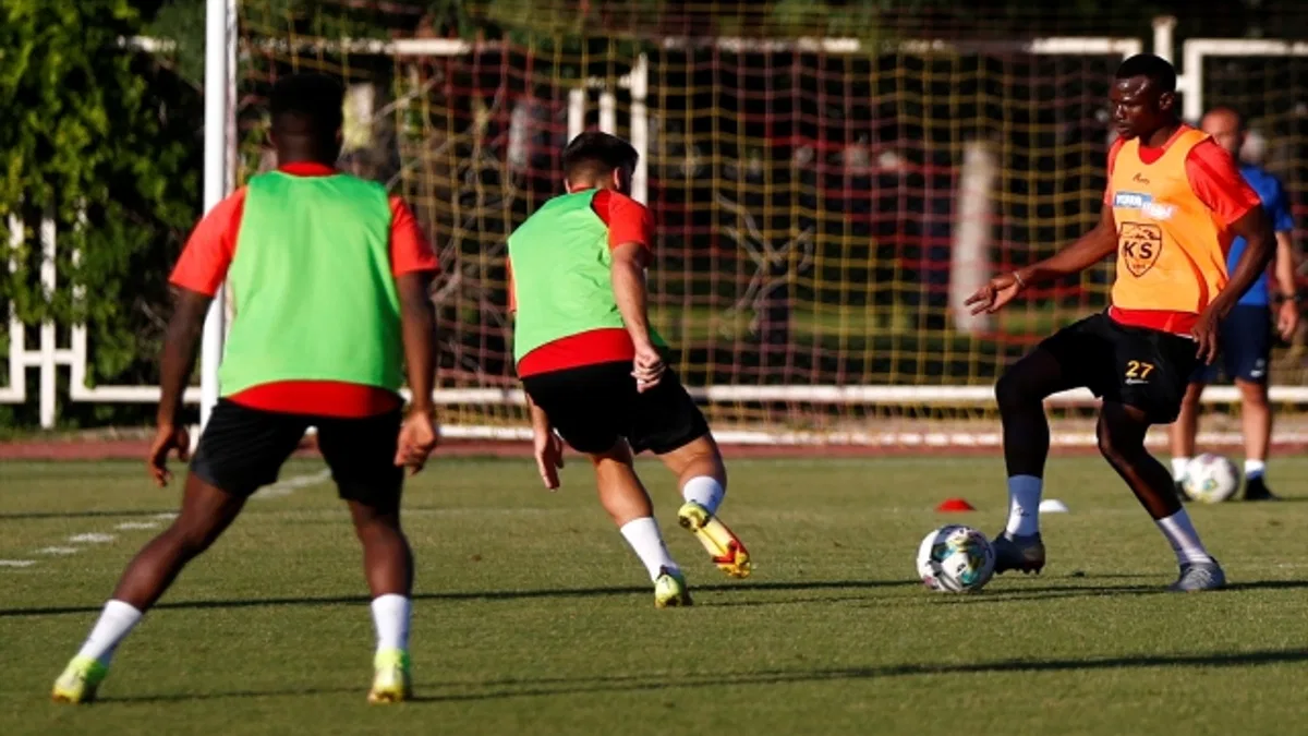 Kayserispor, ligin ilk haftasındaki Beşiktaş maçına odaklandı