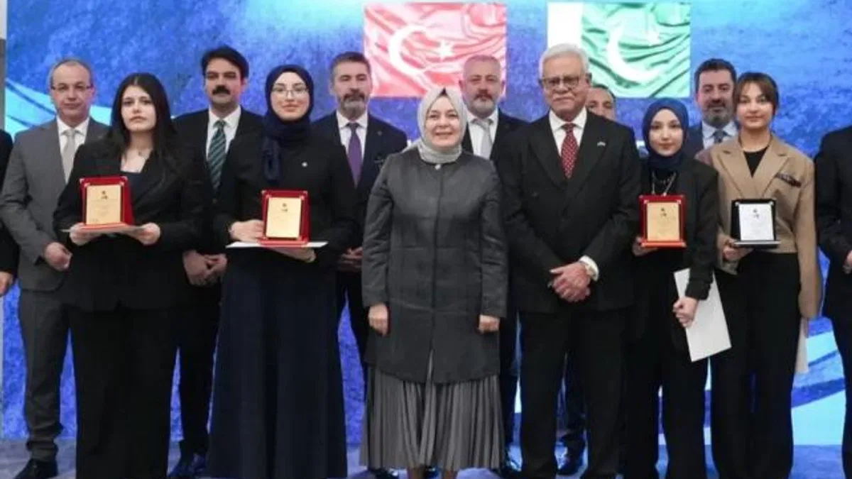 'Cinnah Genç Yazarlar' ödüllendirildi