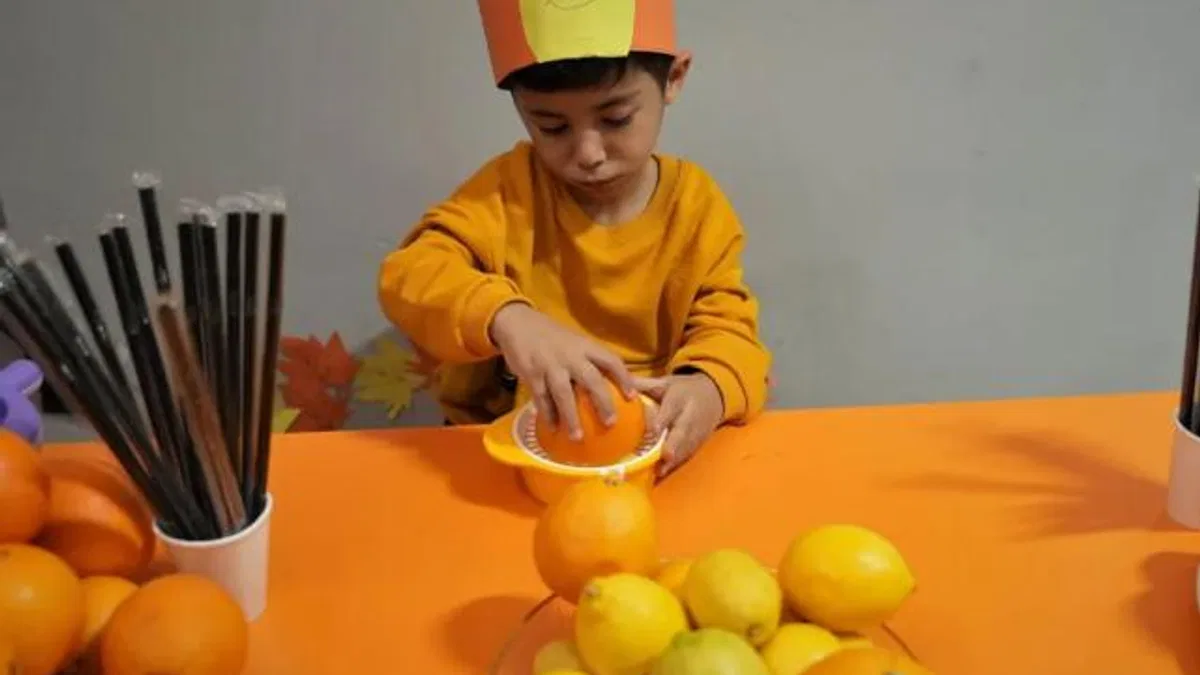 Ankara'da miniklerden renkli 'C Vitamini' etkinliği