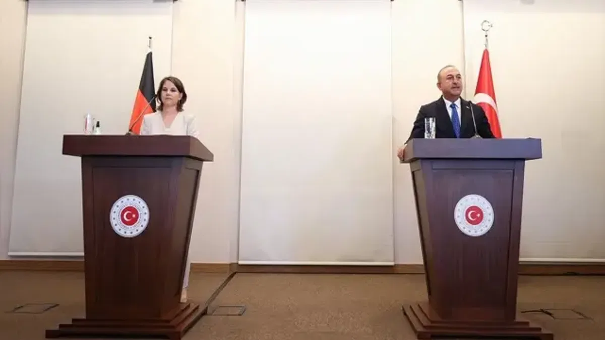 Dışişleri Bakanı Çavuşoğlu: Terör örgütlerine kucak açılması müttefiklik ruhuyla bağdaşmaz