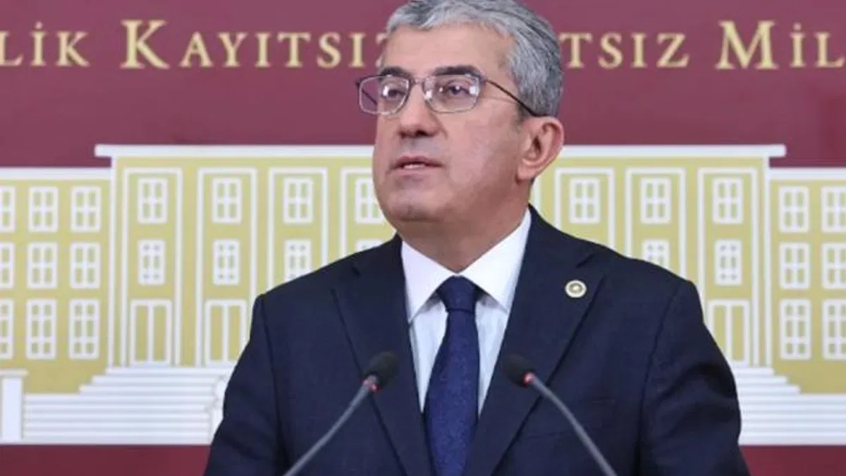 CHP'li Günaydın'dan gözaltı açıklaması: Davet etseniz gelmiyor mu?