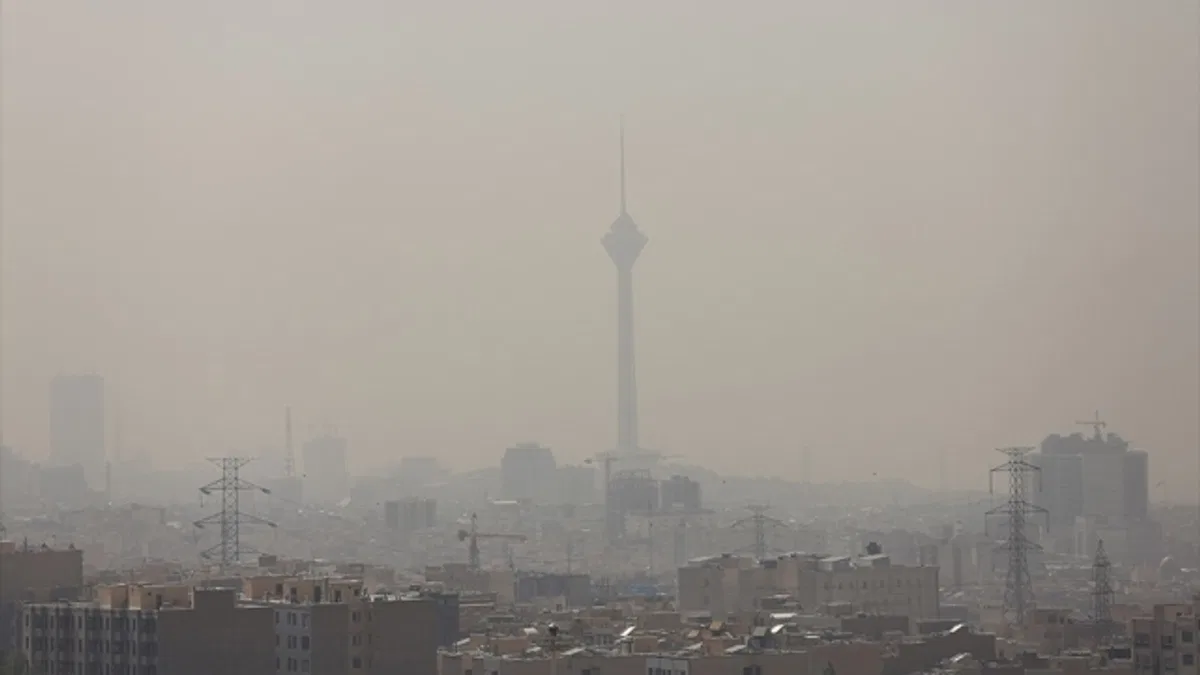 İran'da bazı okullar ve devlet kurumları hava kirliliği nedeniyle tatil edildi