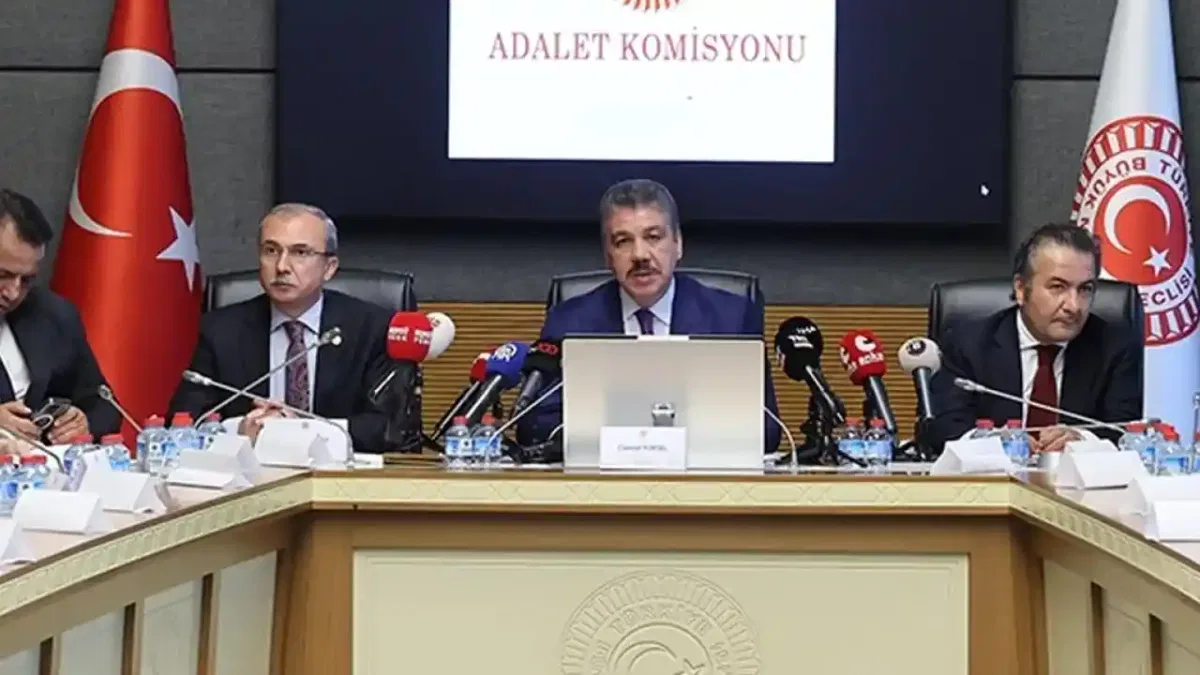 12. Yargı Paketi için Meclis'te mesai başladı... 12. Yargı Paketi Adalet Komisyonu'nda