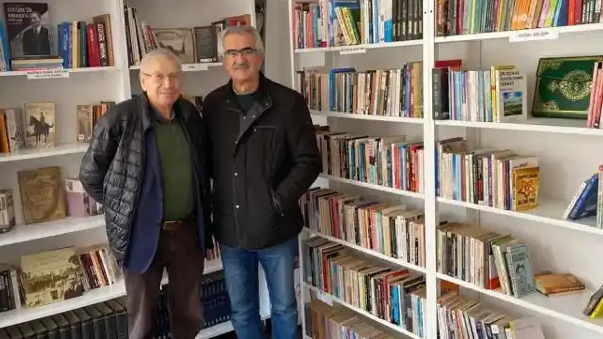 İzmir'de Karşıyaka Belediyesi kütüphane kapattı!