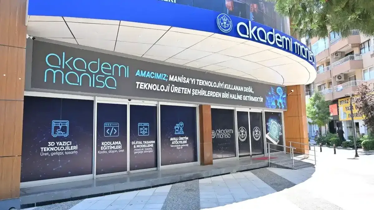 Akademi Manisa'da yeni dönem hazırlığı