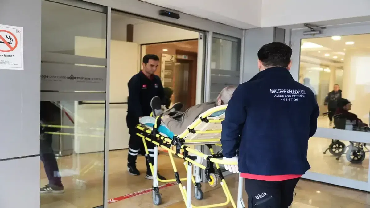 Maltepe Belediyesi hastalara ücretsiz nakil desteği sağlıyor