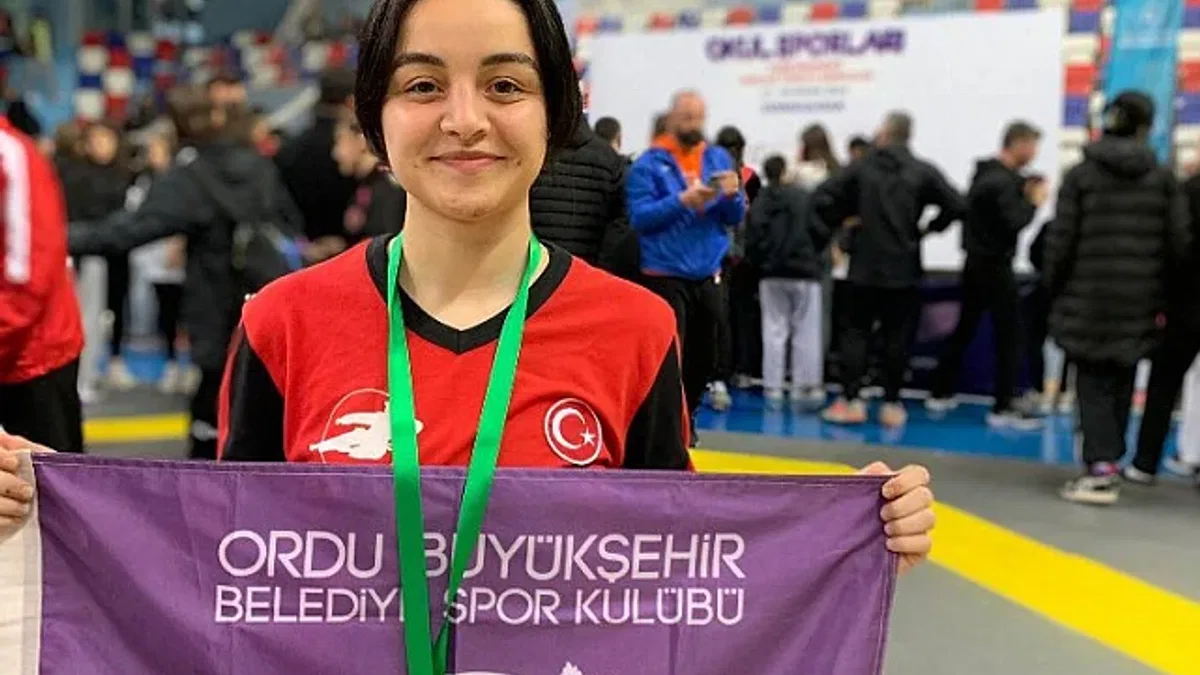 Ebrar Çelenk Ordu'nun gururu oldu