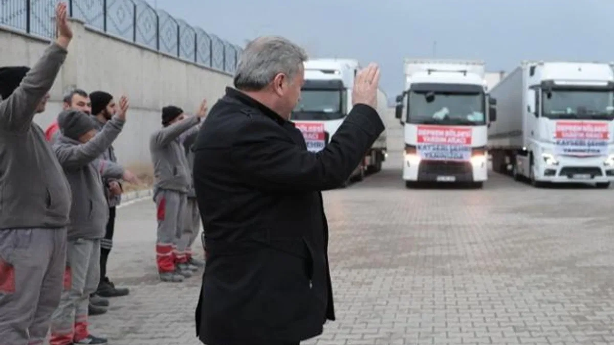 Kayseri Deprem Koordinasyonu Merkezi Malatya'ya uzandı