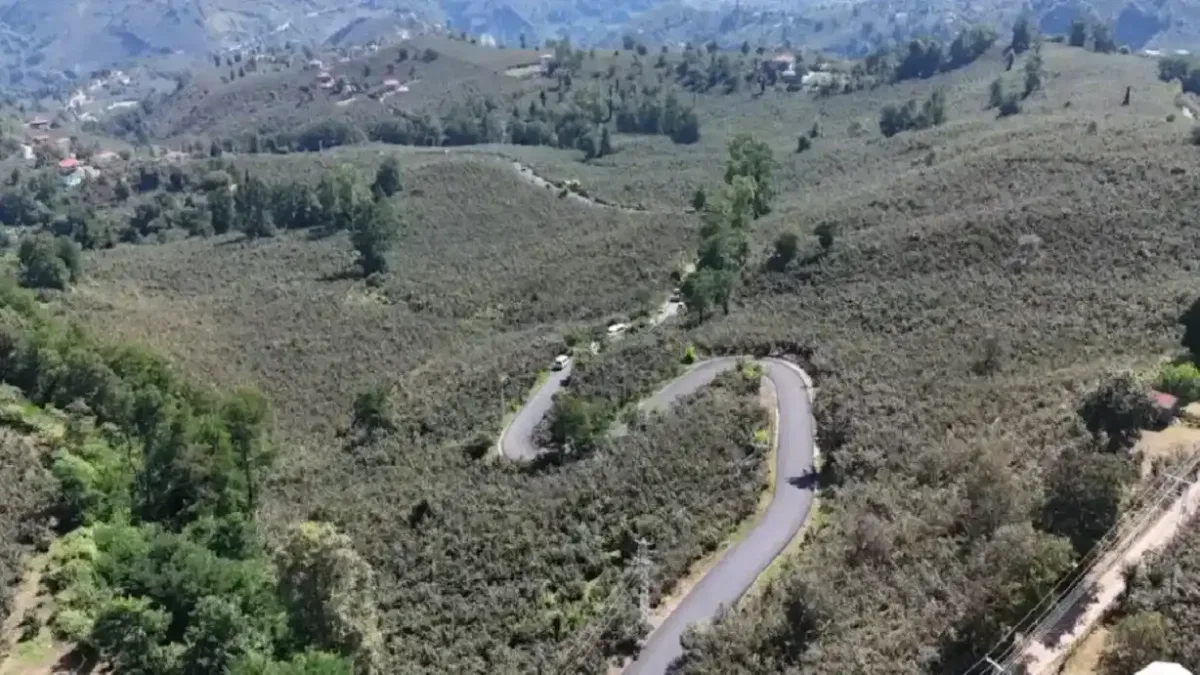 Ulubey Şeyhler'de Asfalt Çılgınlığı: 3 km Yeni Yol