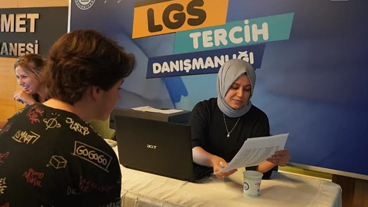 Bursa Yıldırım'da öğrencilere ücretsiz danışmanlık