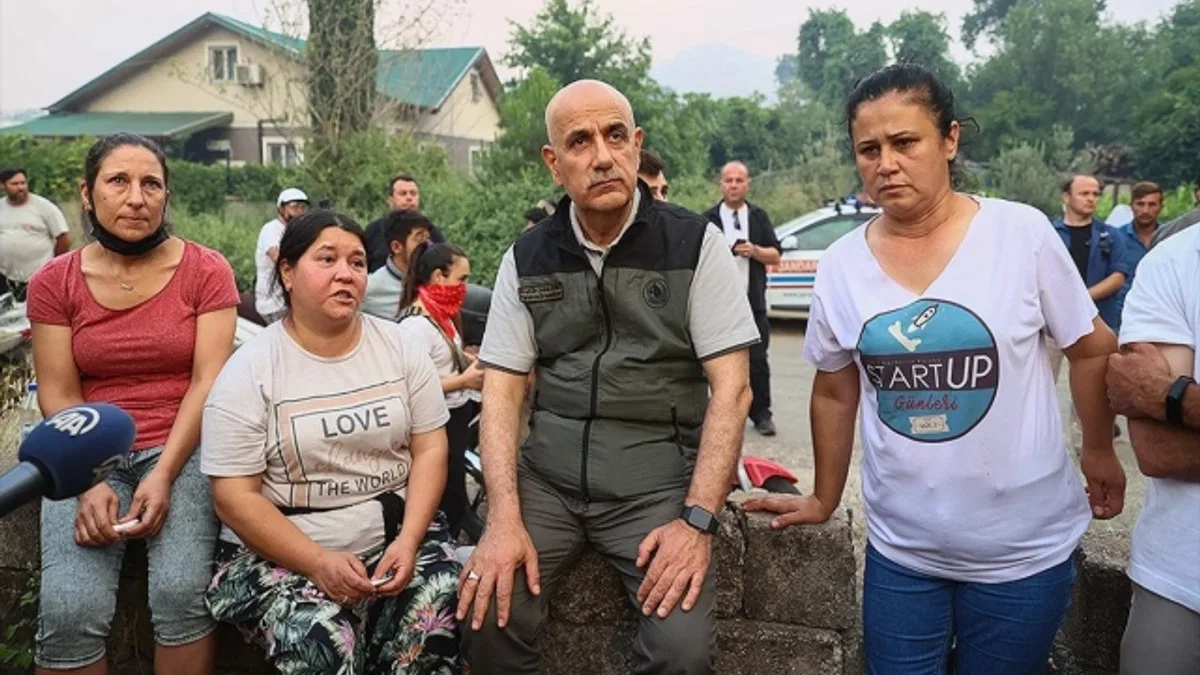 Bakan Kirişci: Tek bir ağacımız, tek bir dalımız bile yanmasın istiyoruz