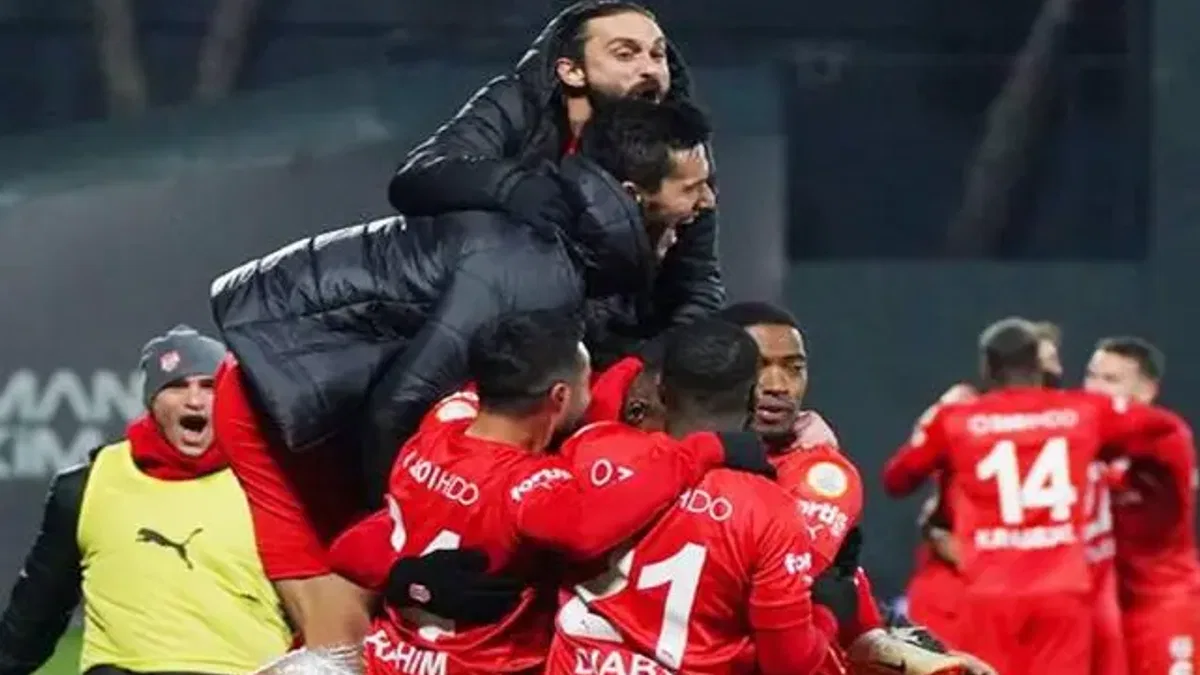 Siltaş Yapı Pendikspor 3-2 Kasımpaşa (Maç Sonucu)