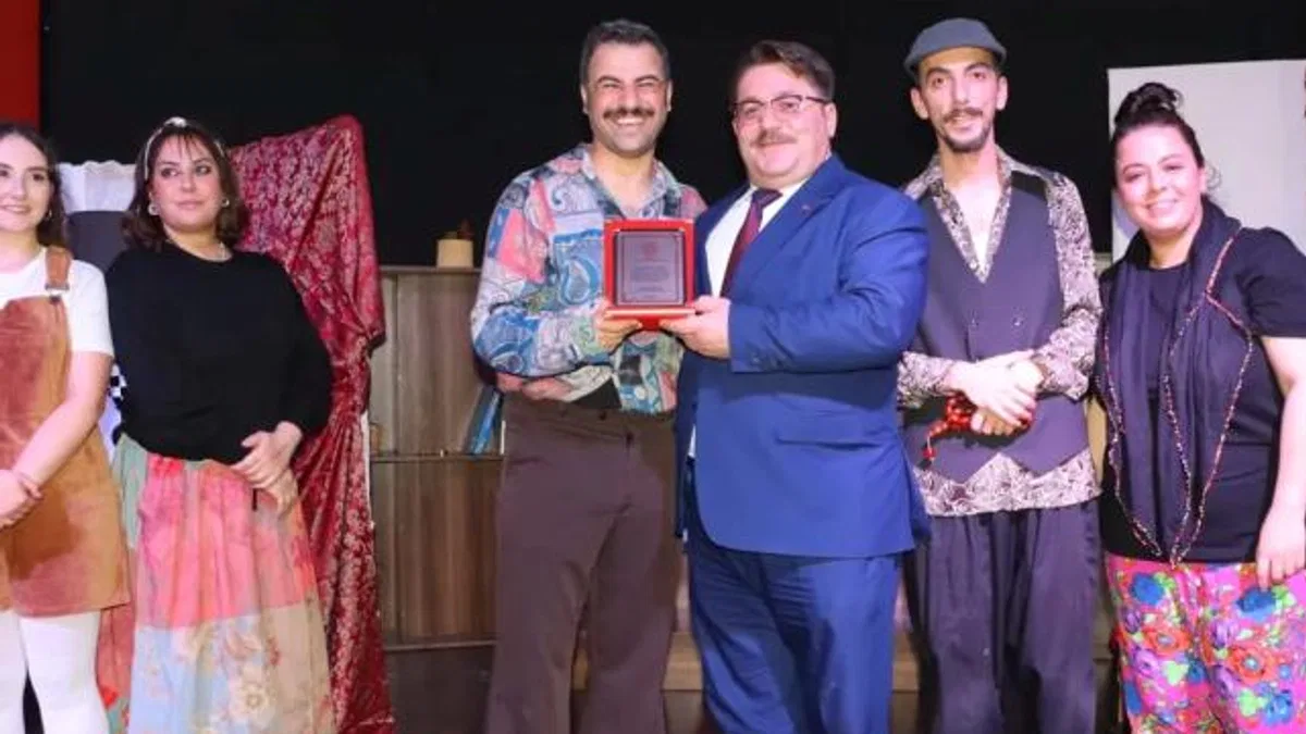 Sakaryalı öğretmenlere özel tiyatro