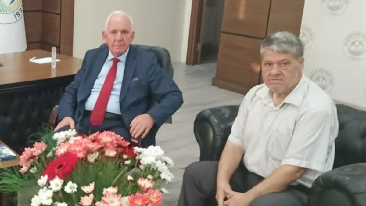 Eski Bakan Nezir: Kuzey Makedonya'ya Milli Bayramı kazandırdık
