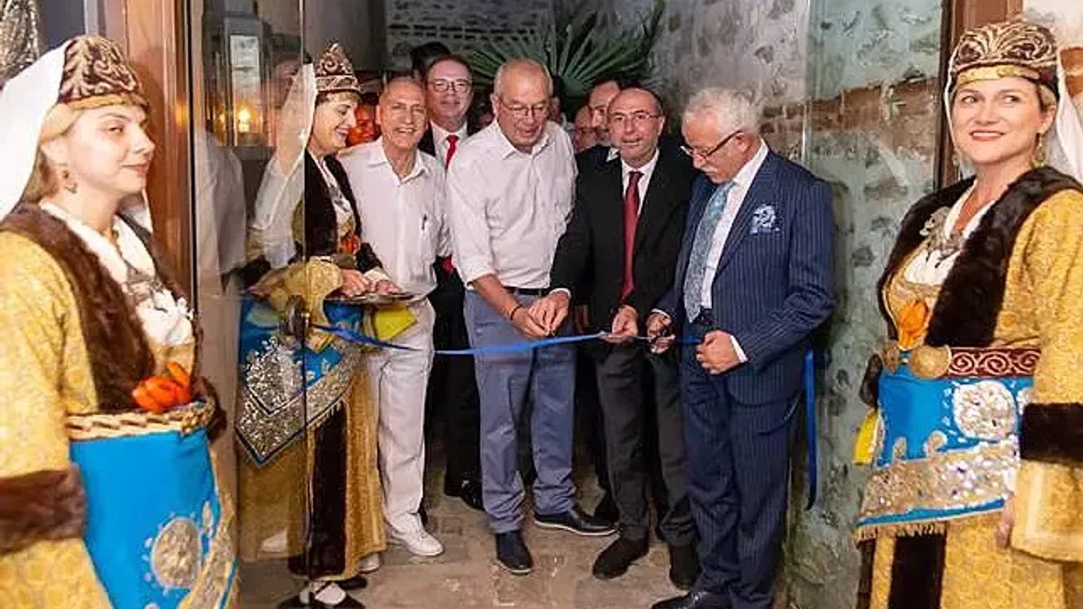 Kavala’da ‘Konya ve Sille Hazineleri’ Sergisi Açıldı