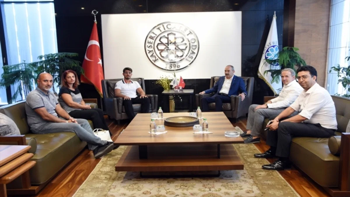 KTO Başkanı Gülsoy, YKS sayısal birincisi Bakla'yı konuk etti